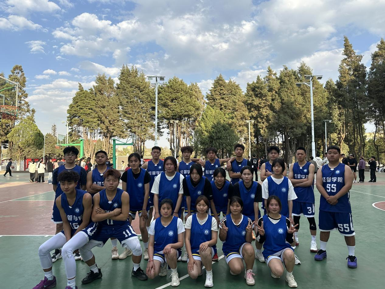我院在学校第二十一届篮球运动会取得佳绩