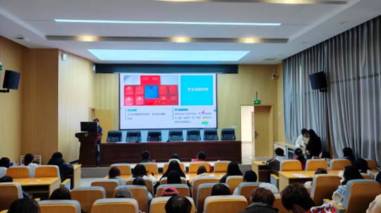 经济管理学院组织开展“校园十大优秀人物”评选活动